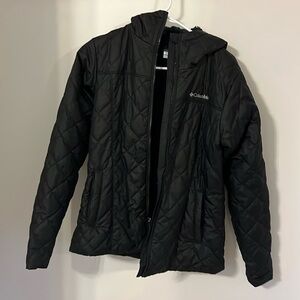 Women’s Columbia Small Hooded Winter Coat with Fuzzy Lined Inside